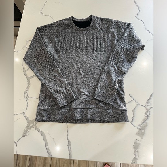 Lululemon gym pullover - Picture 1 of 5